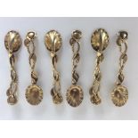 A good set of six silver gilt teaspoons attractive