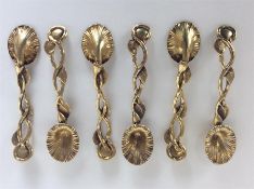 A good set of six silver gilt teaspoons attractive