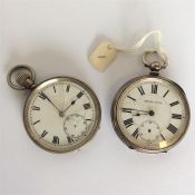 A gent's silver pocket watch with white enamelled