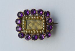 An Antique rectangular brooch with pearl decoratio
