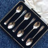 A boxed set of six OE pattern silver teaspoons. Sh