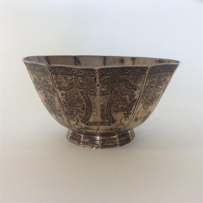 An unusual early patterned silver bowl decorated w - Image 2 of 2