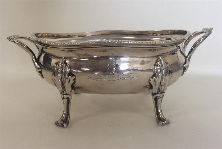 A good quality Georgian silver butter boat with ga - Image 2 of 2