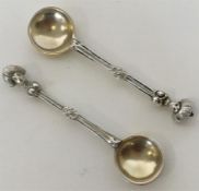 A good quality pair of silver salt spoons with tex