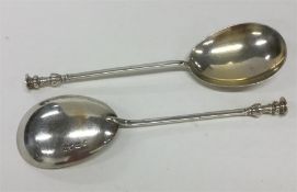 A good pair of Georgian-style seal top spoons with