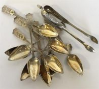 A good set of twelve Continental silver gilt teasp