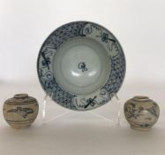 A Chinese porcelain blue and white cargo bowl, the