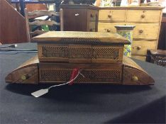 A good quality Tunbridge ware jewellery box with f