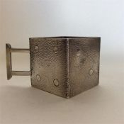 KUHN & KOMOR: A novelty Japanese silver spirit cup in the form of