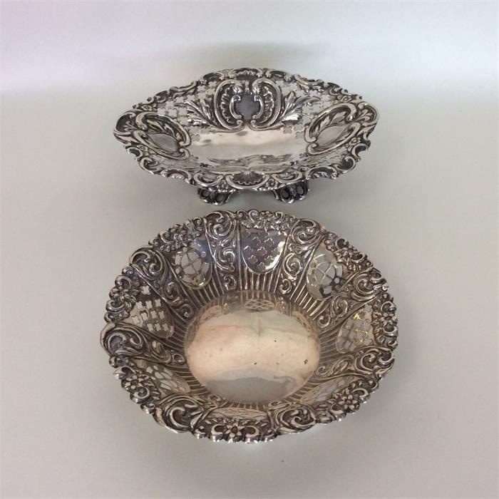 An embossed silver sweet dish decorated with scrol - Image 2 of 2