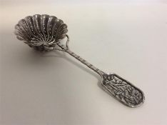 A good Chinese tea strainer with silver bamboo eff