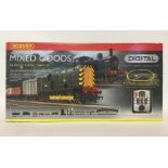 HORNBY: An 00 gauge "Mixed Goods" Digital Train se