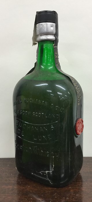 1 x 75cl bottle of James Buchanan & Co. Ltd. Buchanan's "De Luxe"