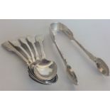 A set of five silver fiddle pattern teaspoons toge