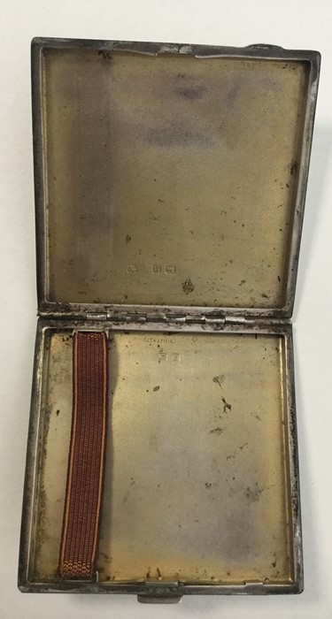 A good quality square silver engine turned cigaret - Image 2 of 2