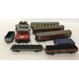 HORNBY-DUBLO and HORNBY: A box containing various
