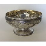 A Georgian silver circular bowl attractively decor