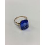 A large blue stone ring in 9 carat. Approx. 5 gram