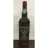 1 x 750ml bottle of Graham's Six Grapes Port. (1)