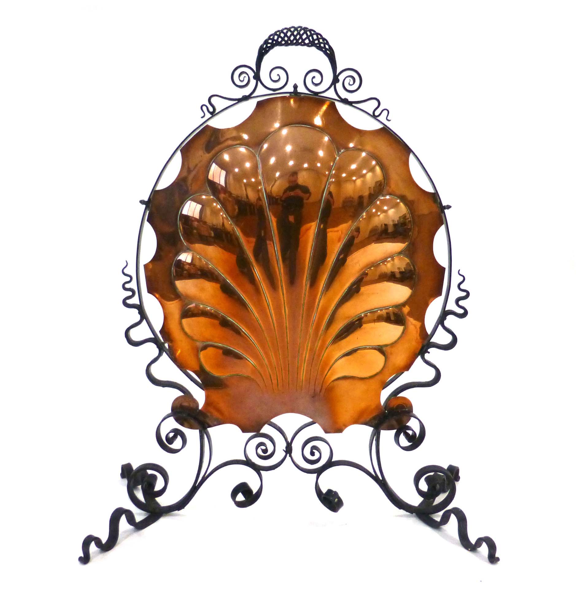 An Art Nouveau-type copper and wrought iron fire screen of shell form, h.