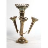 An early 20th century silver four branch epergne, Harrison & Hipwood, Birmingham 1926, h. 22.