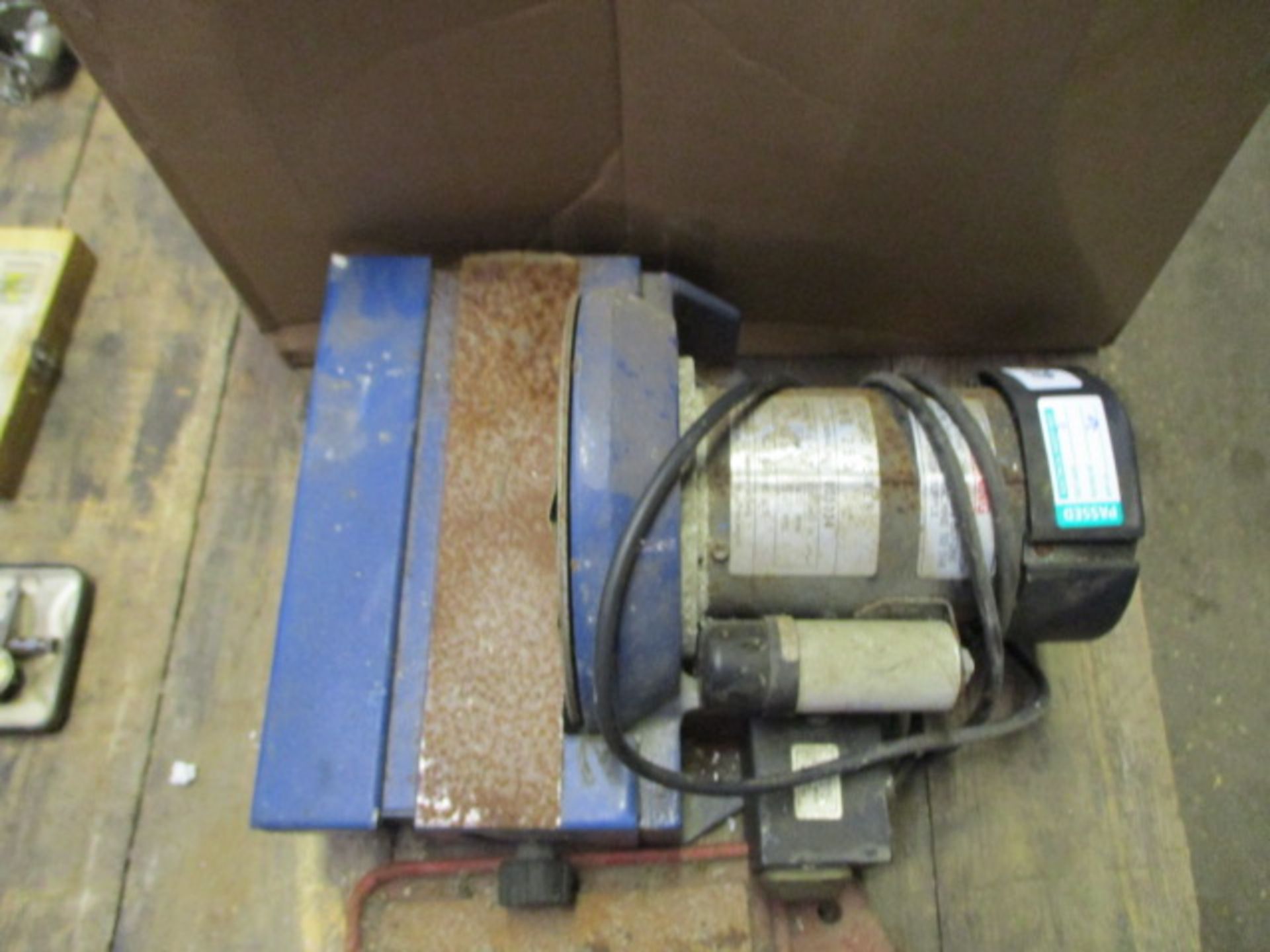 Wood working end grain sander