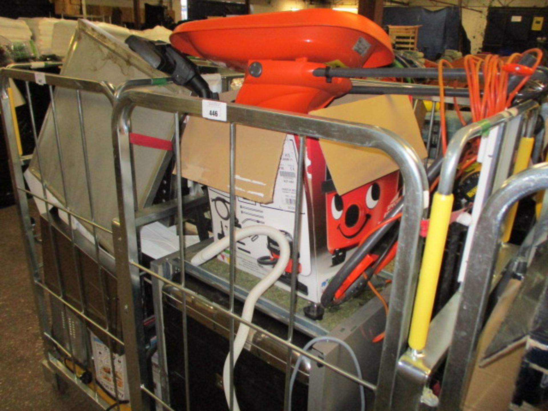 Stillage containing built in kitchen appliance, vacuum cleaner, garden machinery (failed electric