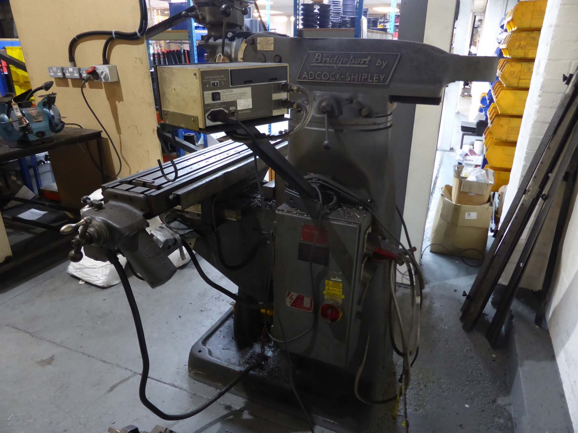Bridgeport Series 1 2HP turret milling machine with powered table, Mitutoyo 2 axis DRO - Image 4 of 4