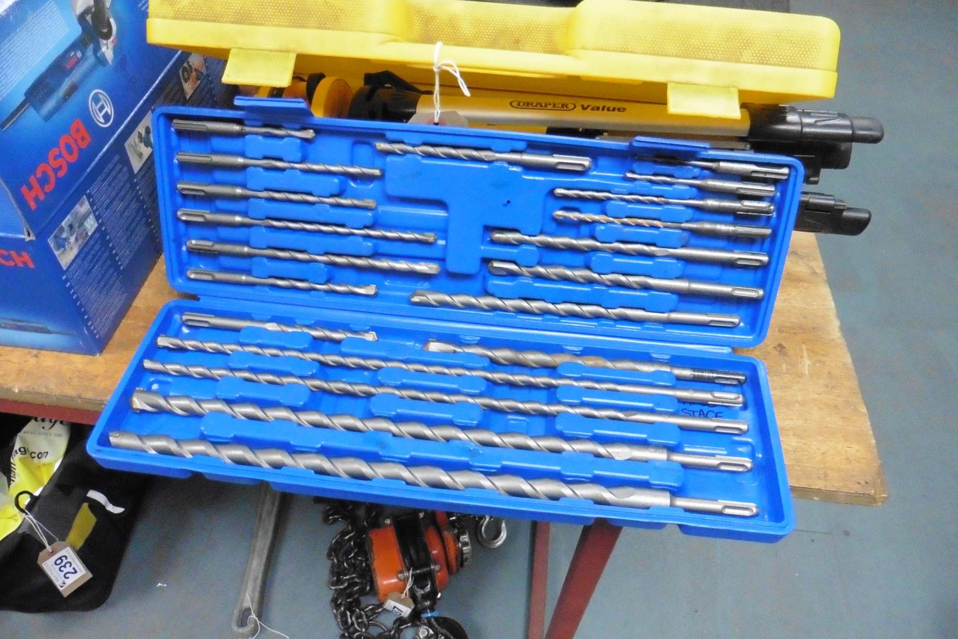 SDS masonry drill bit set in case