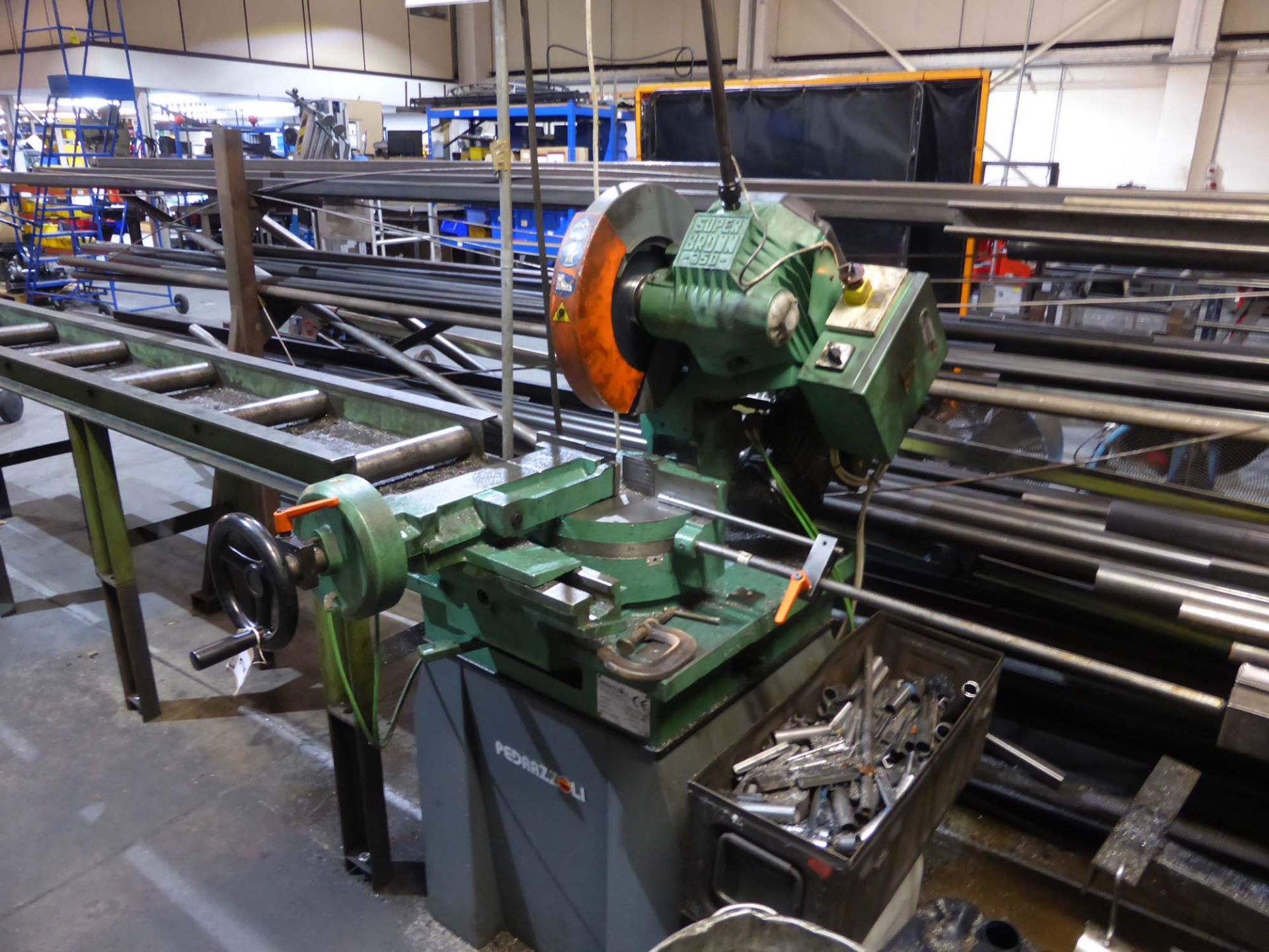 Pedrazzoli Super Brown 350 rotary cut off saw together with a section of roller feed tabling Machine - Image 3 of 5