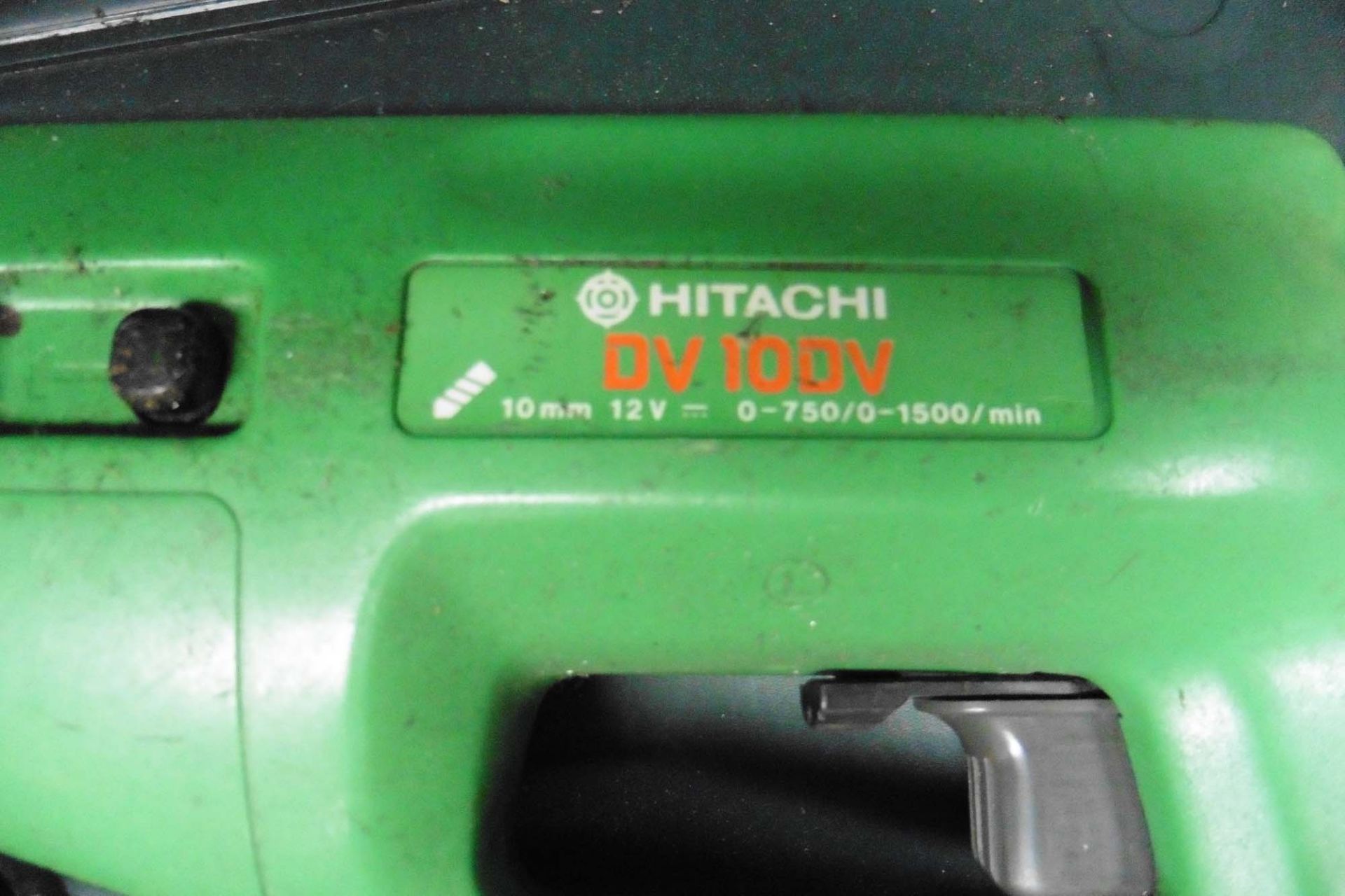 Hitachi 12v battery drill with spare battery, charger and case - Bild 2 aus 2