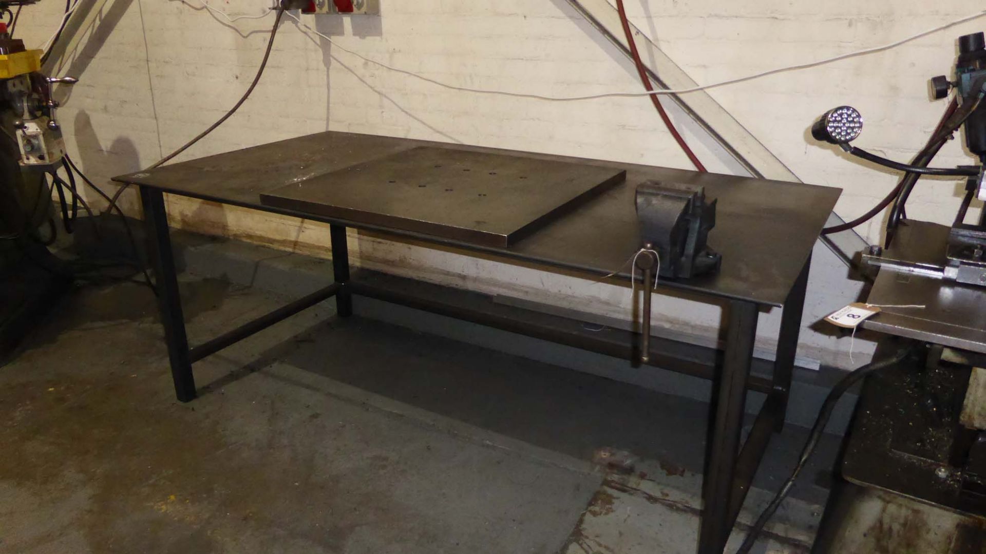 Steel workbench with Record No. 4 vice, chair and base plate, bench size approx 1m x 2m, steel plate
