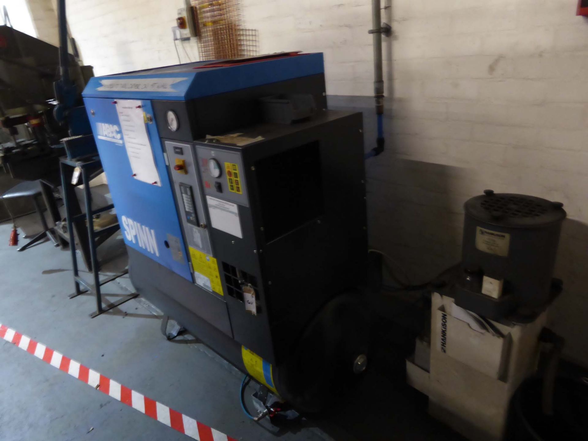 ABAC Spinn packaged receiver mounted air compressor, 10 bar working pressure, year 2016, with - Image 3 of 5