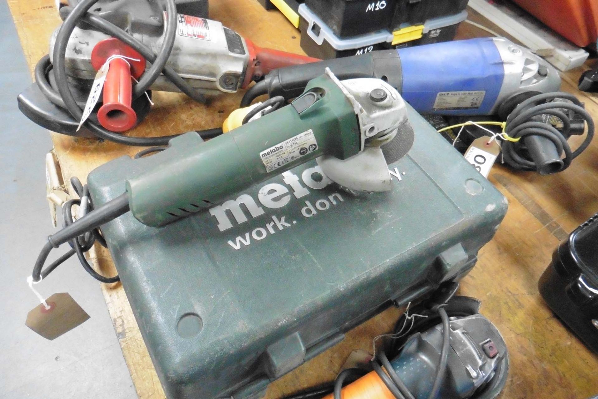 Metabo angle grinder 110v with case and accessories