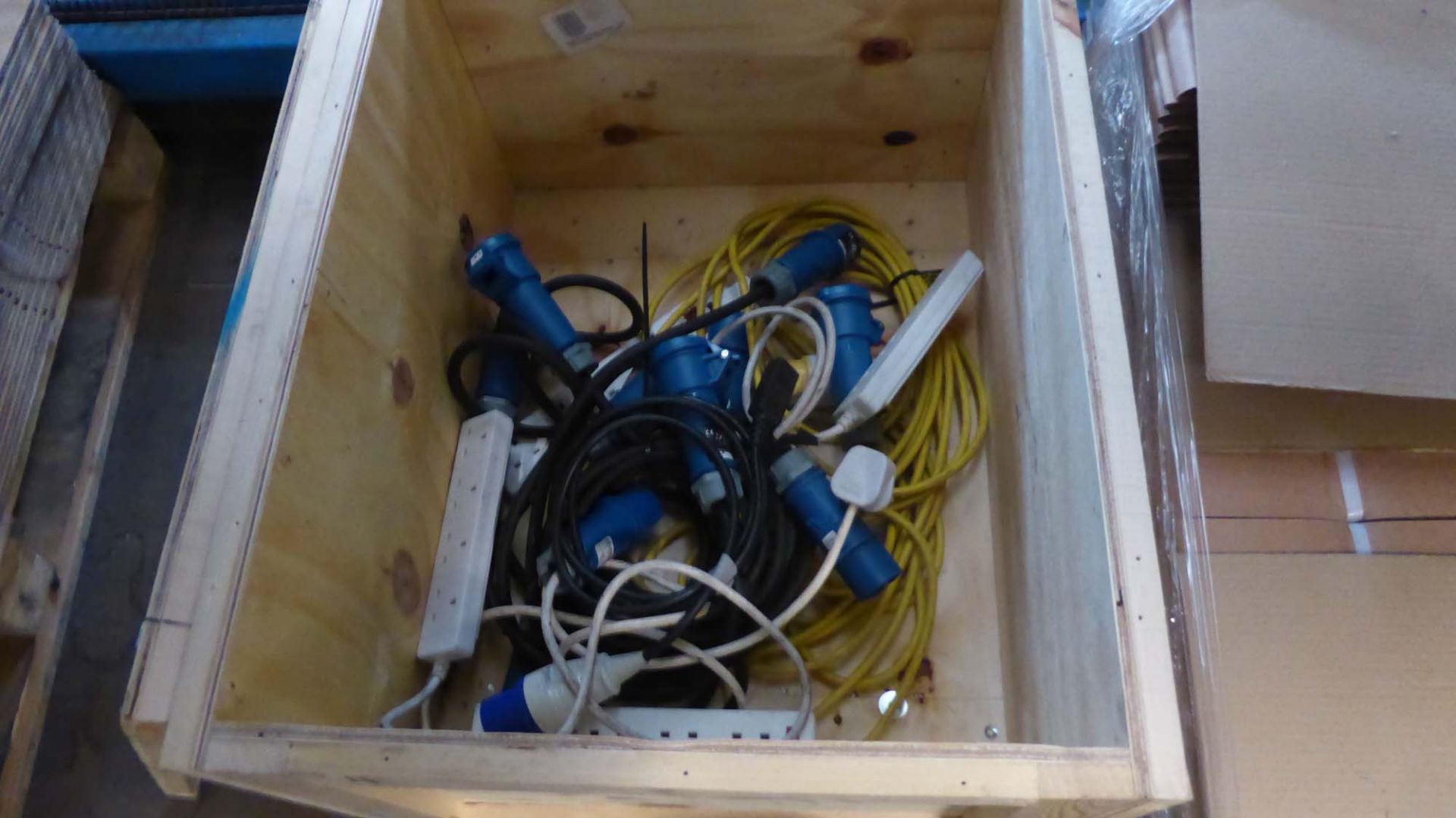 5 various power distribution modules with wooden case and contents, plugs and cables - Image 3 of 3