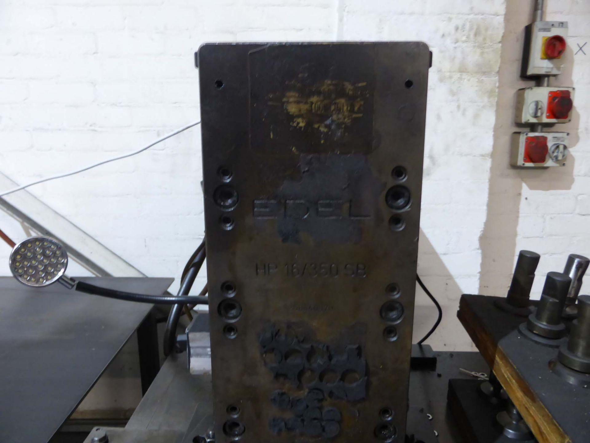 Edel air operated press with a range of tooling, treadle operated Model: HP16/350SB - Image 3 of 4