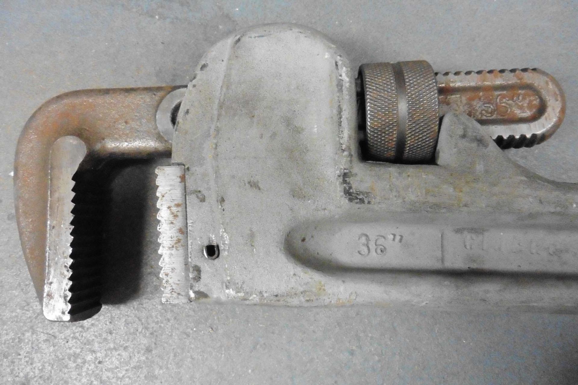 36in heavy duty pipe wrench - Bild 2 aus 2