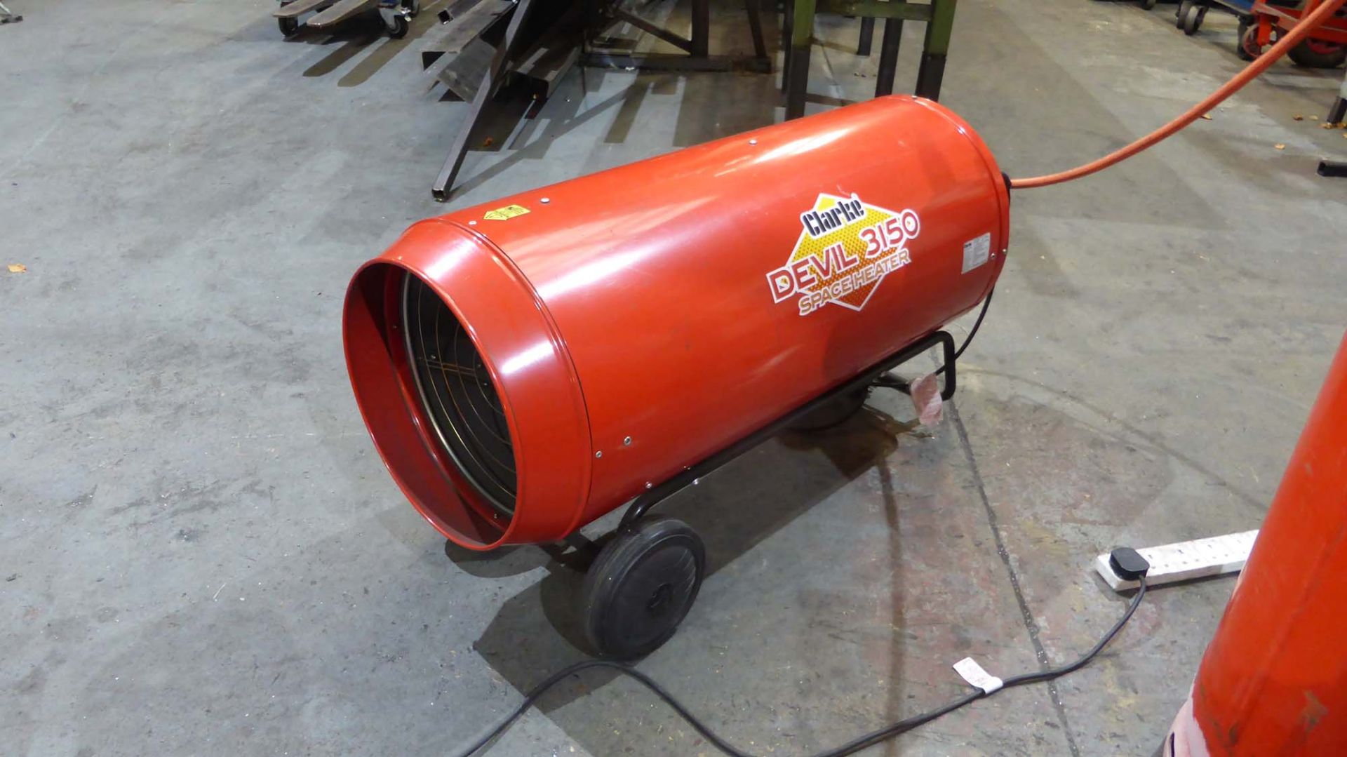 Clarke Devil 3150 gas/ electric space heater