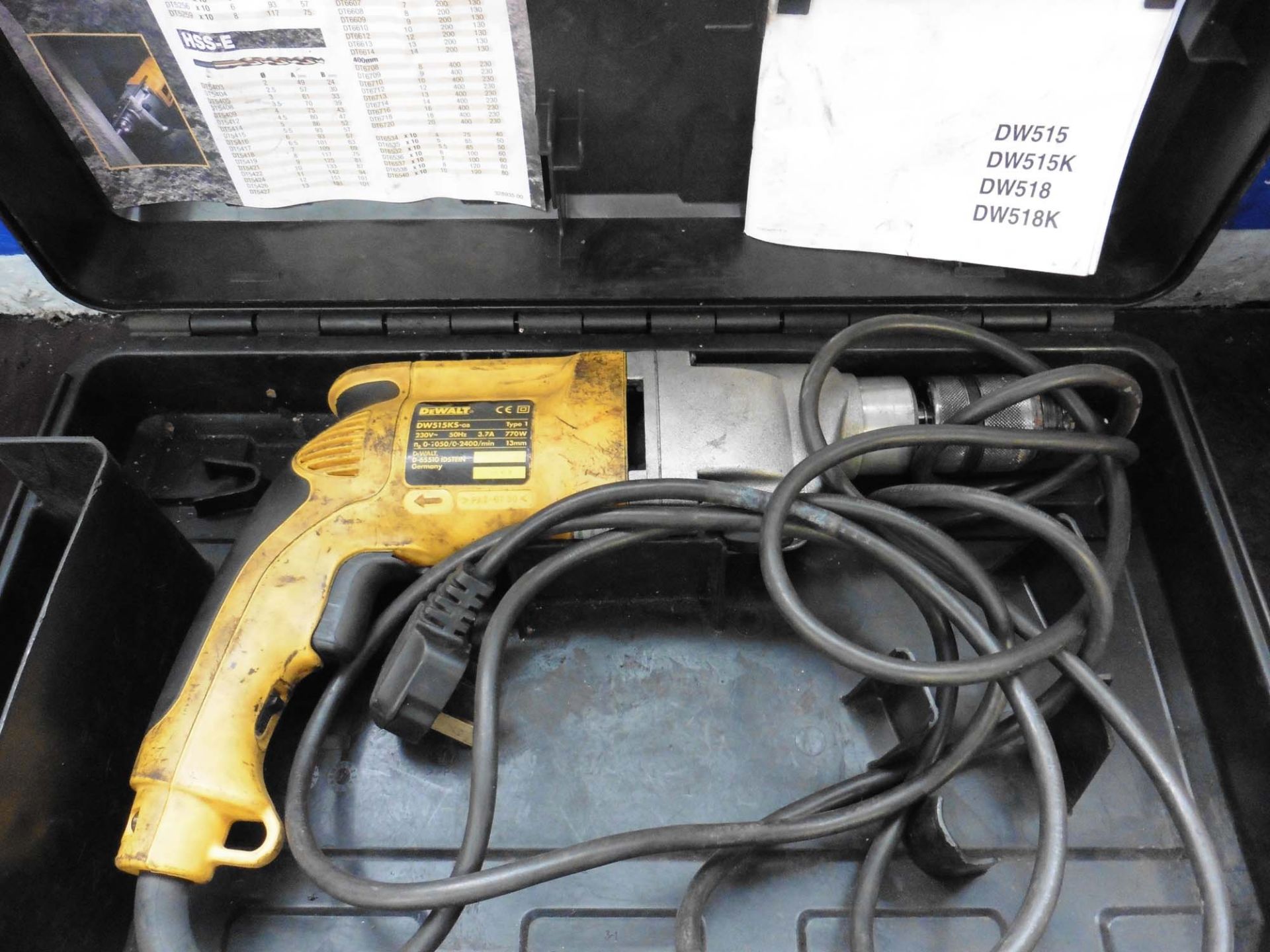 DeWalt DW515KS electric drill, Black and Decker drill and a heat gun - Bild 5 aus 5