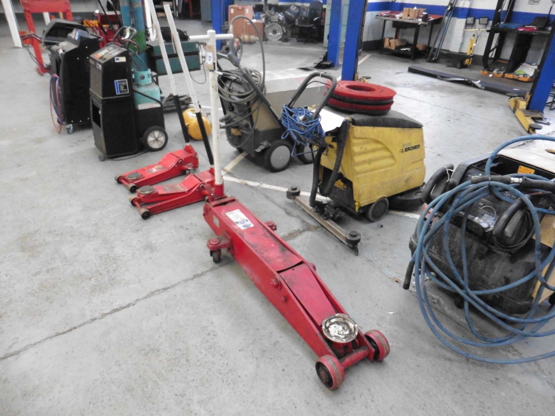 Sealey 7 tonnes model 7001 commercial vehicle trolley jack