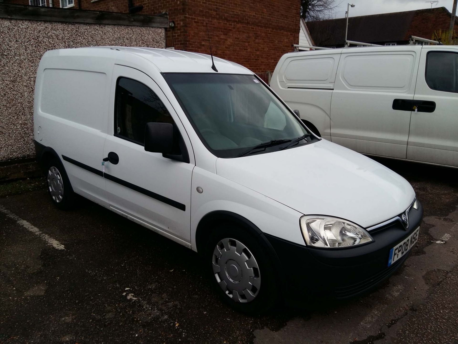 Vauxhall Combo 1700 CDTI 16v diesel van Registration number: FP08 NSE First Registered: 30.4.2008 - Image 3 of 9