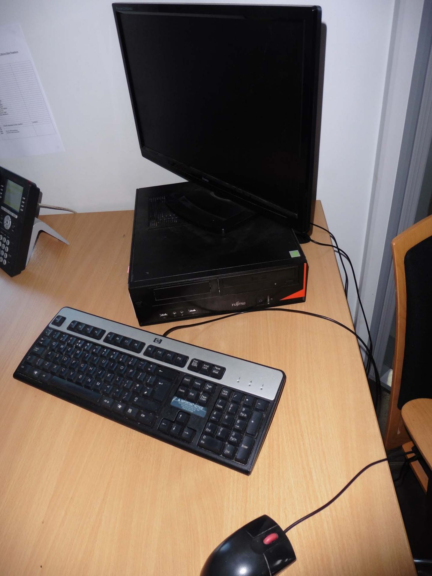 Range of IT equipment comprising seven desktop computers with screens and keyboards together with - Image 4 of 9