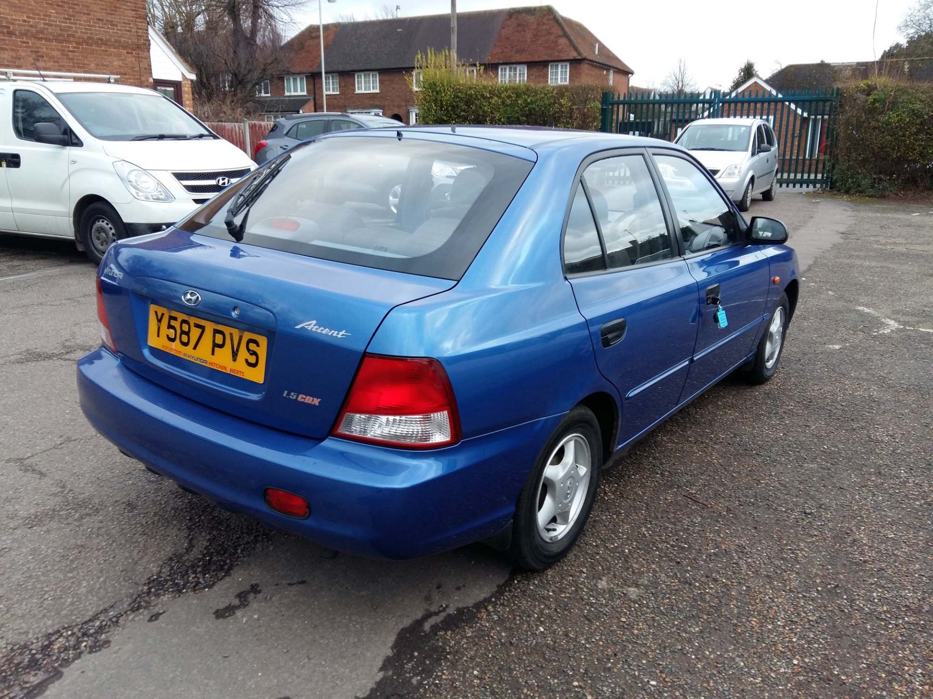 Hyundai Accent CDX 1495cc petrol 5 door hatchback Registration number: Y587 PVS First Registered: - Image 4 of 9