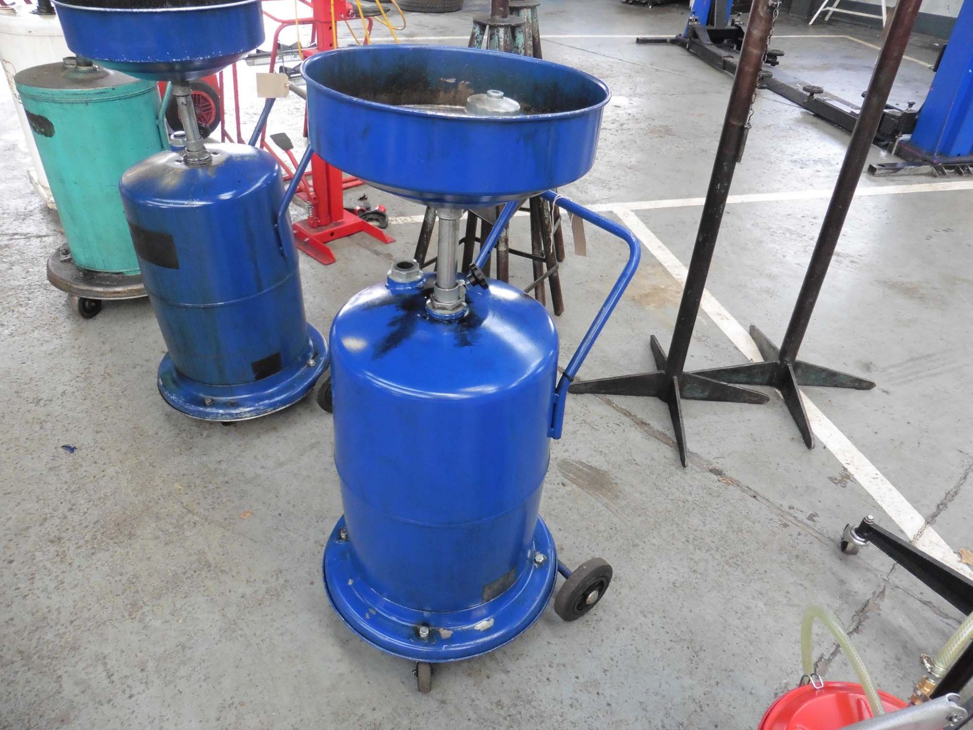 Blue air operated oil sump extraction unit - Bild 3 aus 3