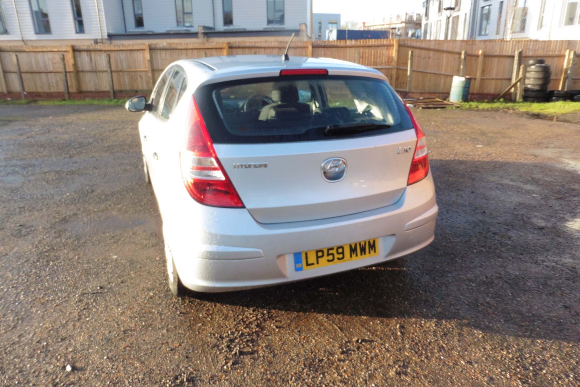 Hyundai i30 Classic 1396cc petrol 5 door hatchback Registration number: LP59 MWM First Registered: - Image 4 of 6