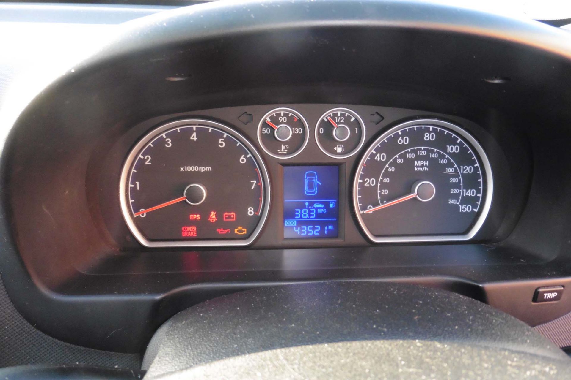 Hyundai i30 Classic 1396cc petrol 5 door hatchback Registration number: LP59 MWM First Registered: - Image 6 of 6