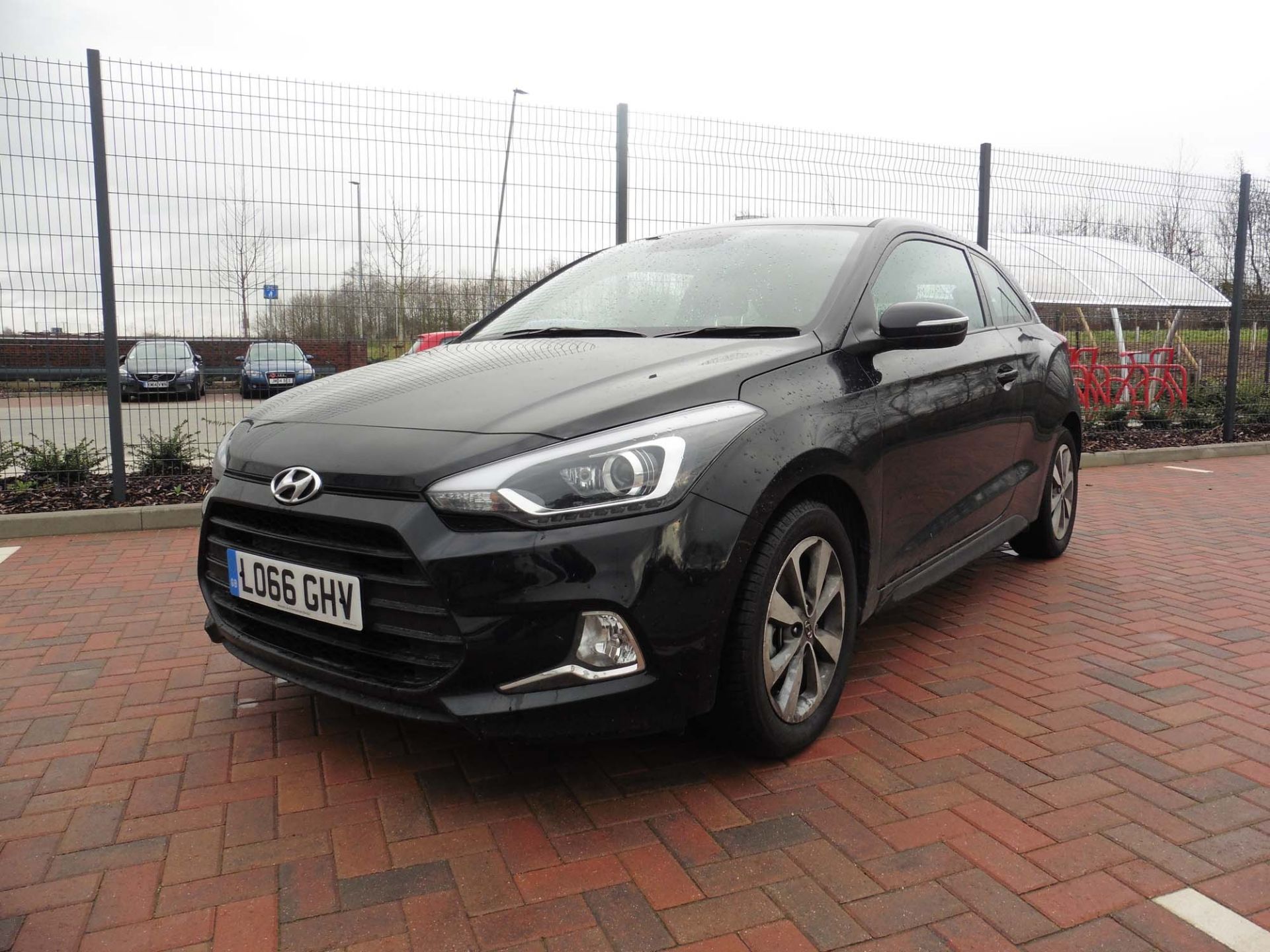 Hyundai i20 SE MPI 1248cc, petrol coupe Registration number: LO66 GHV First Registered: 31.01.2017 - Image 2 of 9