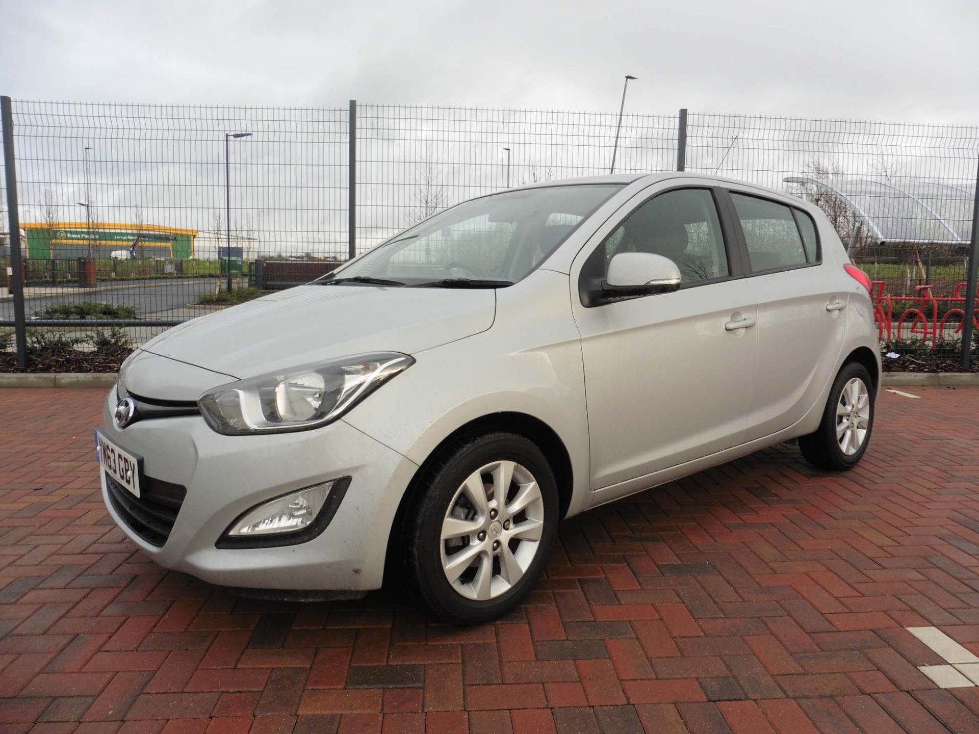 Hyundai i20 Active Auto 1396cc petrol hatchback Registration number: YM63 GBY First Registered: 07. - Image 2 of 9