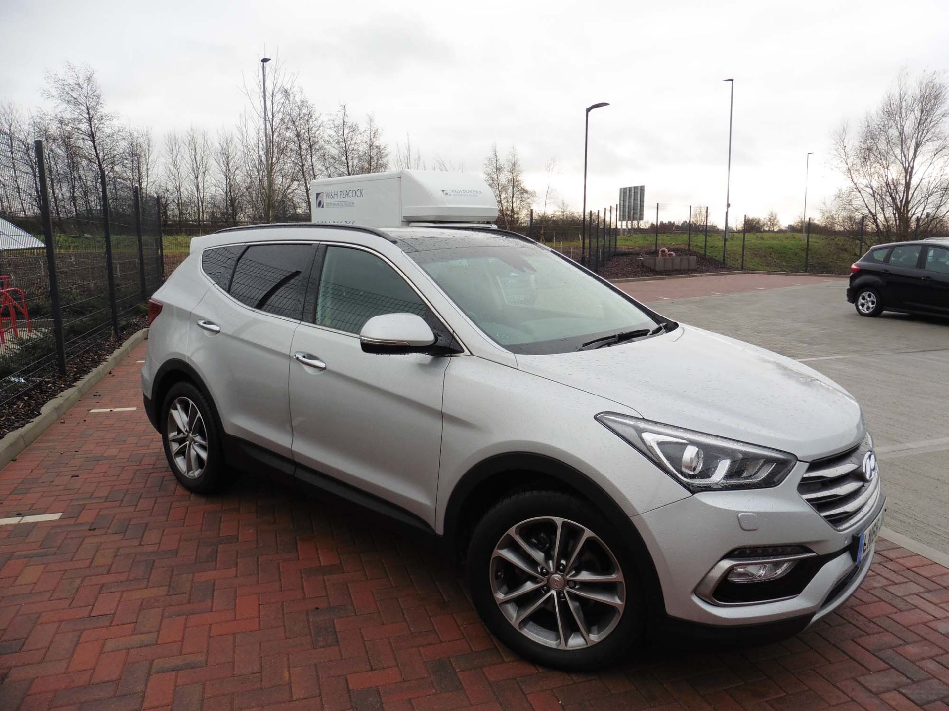 Hyundai Santa Fe Prem SE Bdrive C 2199cc, diesel estate Registration number: LN66 JUJ First - Image 6 of 9