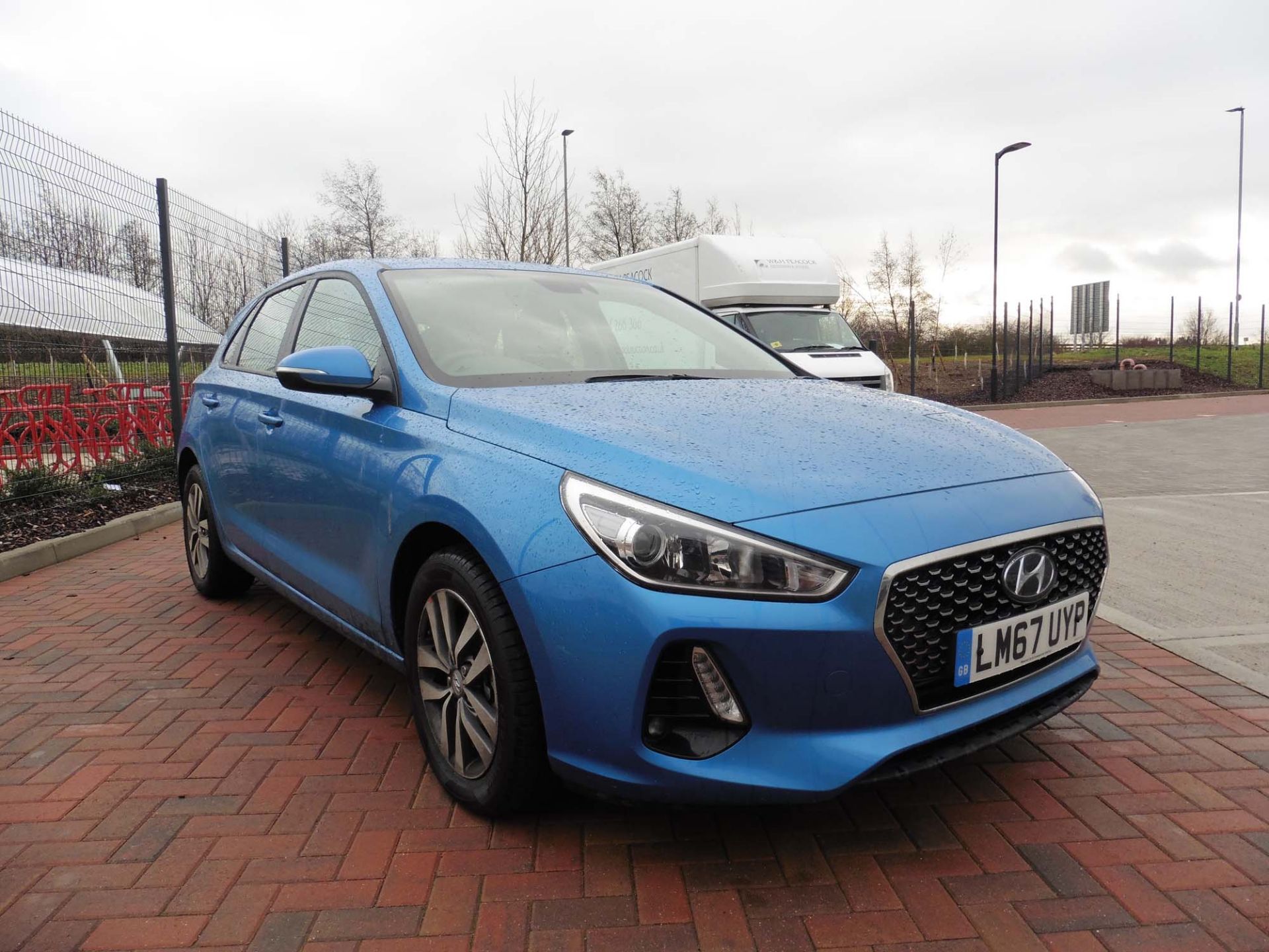 Hyundai i30 SE CRDI 1582cc, diesel hatchback Registration number: LM67 UYP First Registered: 05.12.